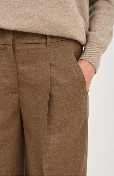 Женские бежевые брюки из шерсти Peserico M04995.04448 купить в интернет-магазине Bestelle фото 4
