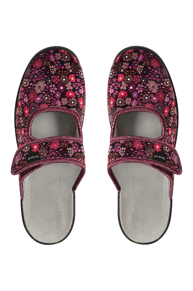 Женские тапочки 1