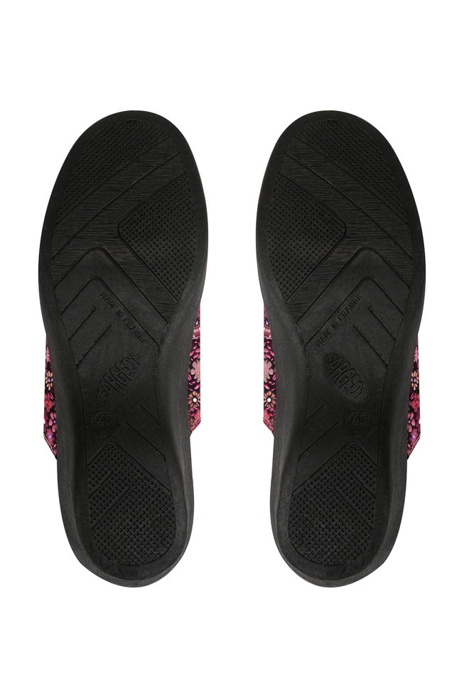 Женские тапочки 4