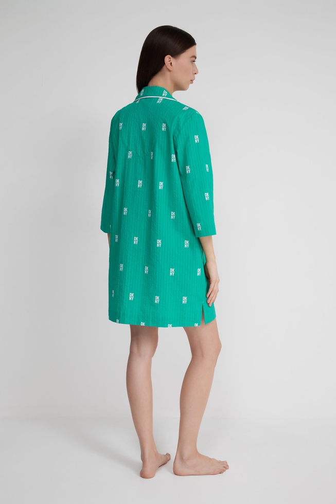 Женский короткий зелёный халат 2