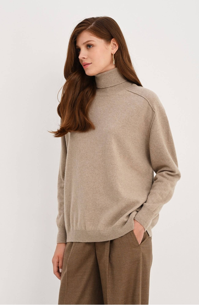 Женский бежевый джемпер 3