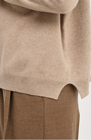 Женский бежевый джемпер Peserico M99852F12Y.09160 купить в интернет-магазине Bestelle фото 2