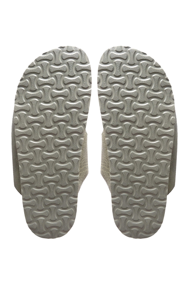 Женские шлепанцы 2