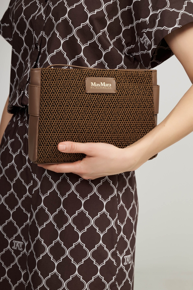 Женский клатч с ремешком   4