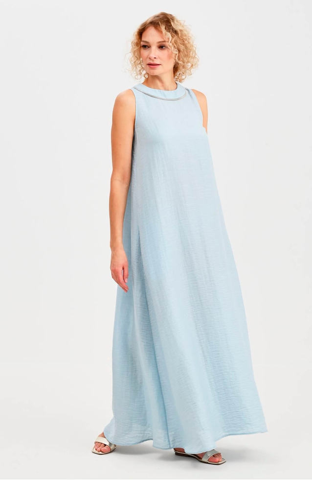 Длинное платье безрукавов 2