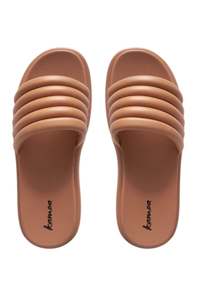 Женские шлепанцы