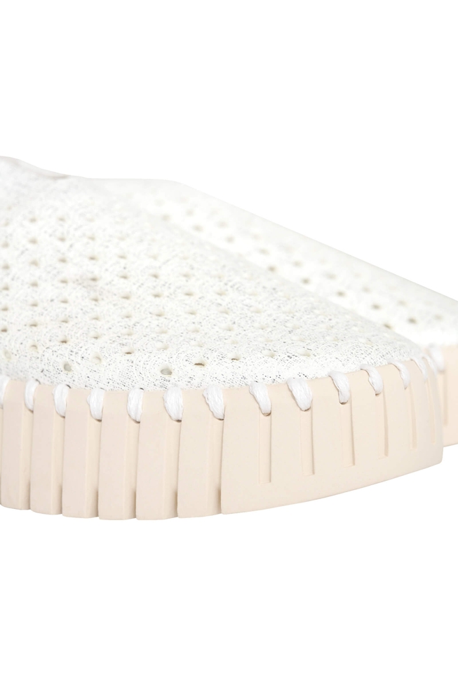 Женские слипоны с перфорацией  5