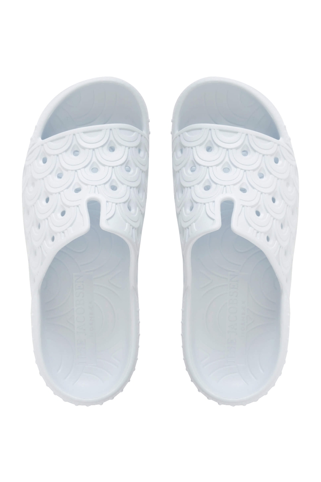 Женские шлепанцы на платформе с перфорацией  1