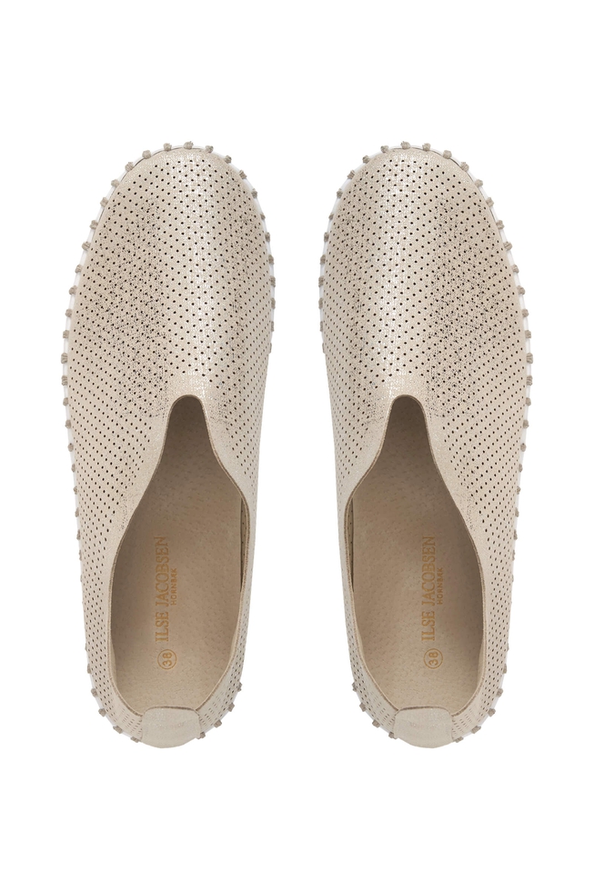 Женские слипоны с перфорацией  1