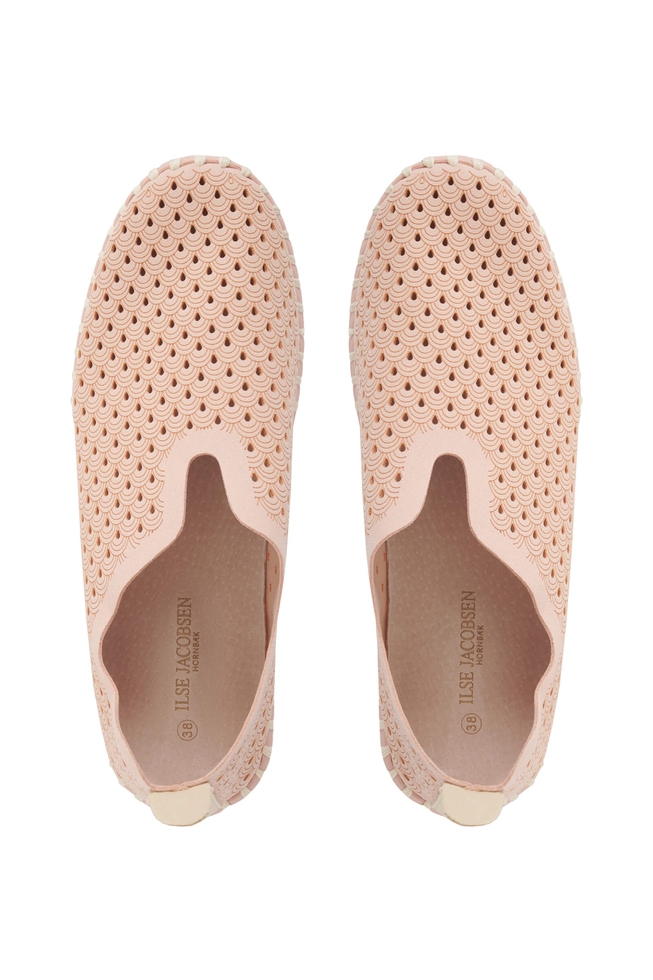 Женские слипоны с перфорацией 1