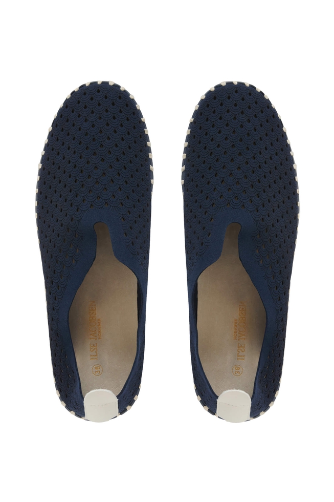 Женские слипоны с перфорацией  1