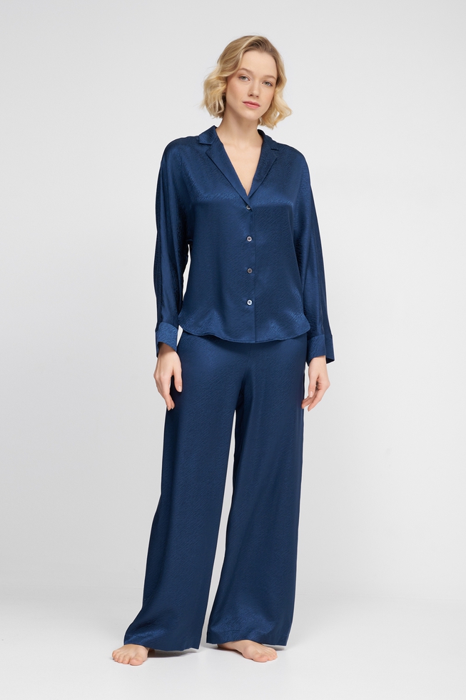  Женская шелковая пижама с брюками  1