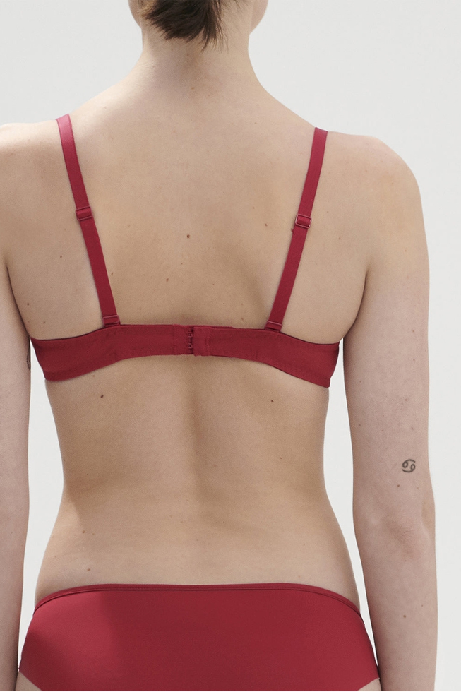 Кружевной красный бюстгальтер с плотными чашками 2