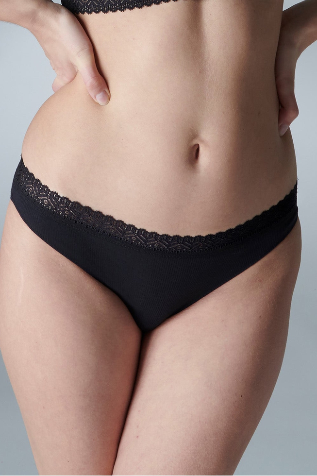  Женские черные трусы-слипы  1