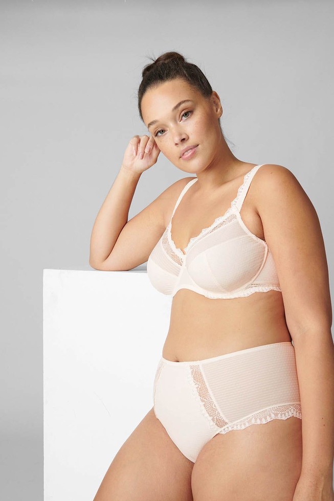 Кружевной бюстгальтер с мягкими чашками 5