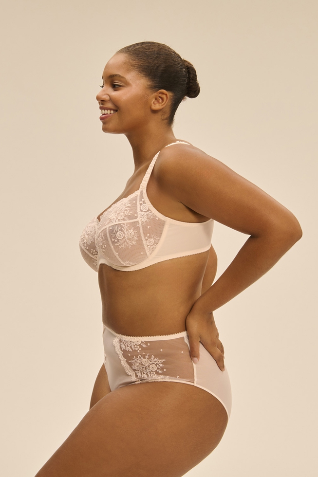 Бюстгальтер с мягкими чашками 6