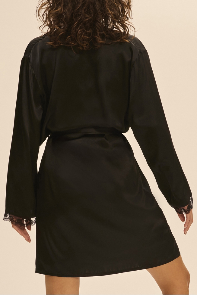  Женский шелковый черный халат миди  2