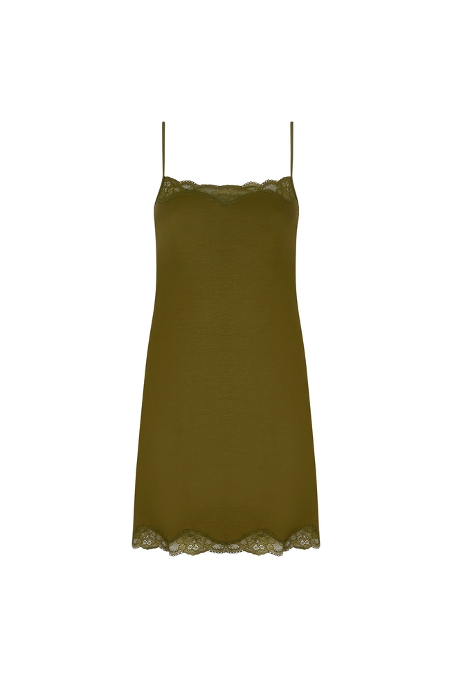 Женская короткая сорочка с кружевом 1