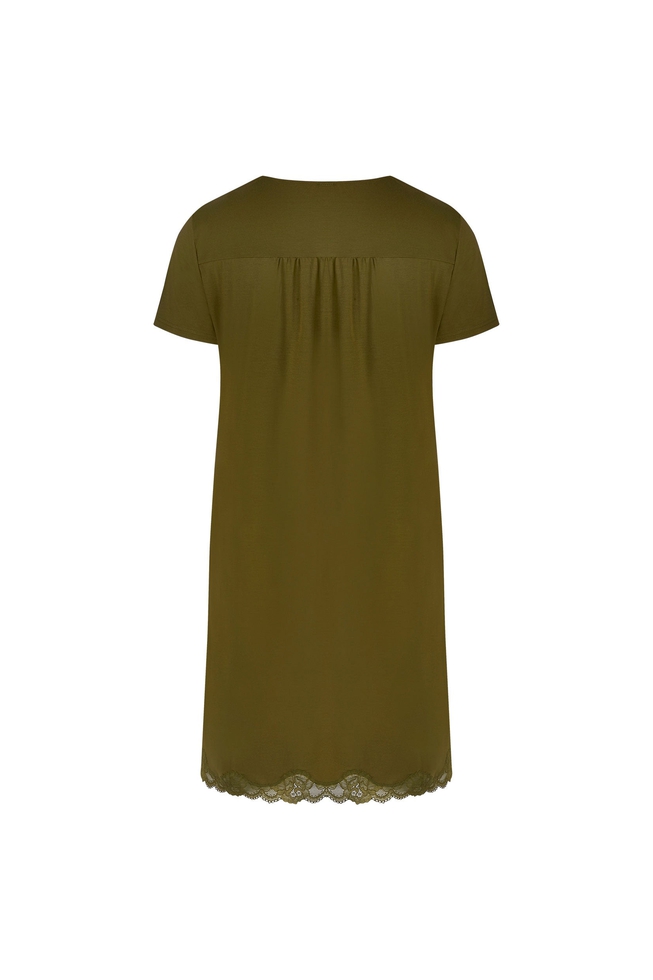  Женская короткая сорочка с кружевом  2