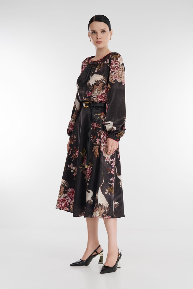 Чёрное платье миди 2