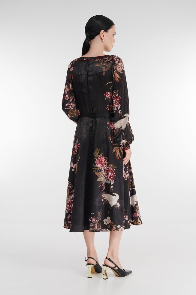 Чёрное платье миди 3