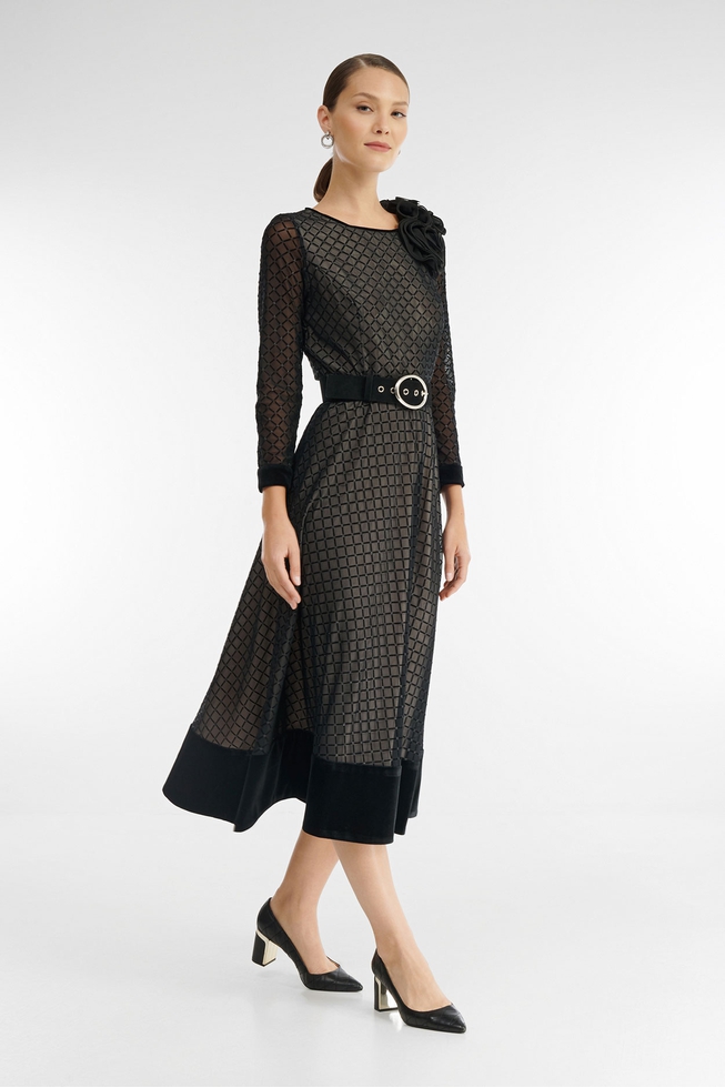 Чёрное вечернее платье 2