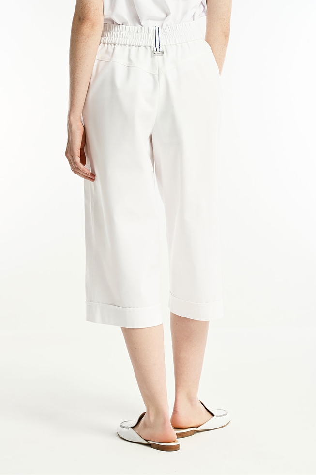 Женские белые короткие брюки 3