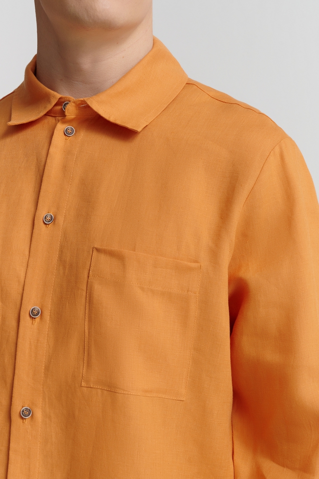 Оранжевая мужская рубашка  4