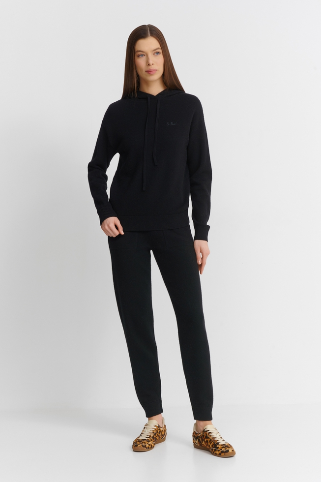 Женская толстовка с капюшоном 3