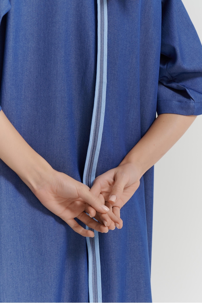  Длинное платье с декором  3