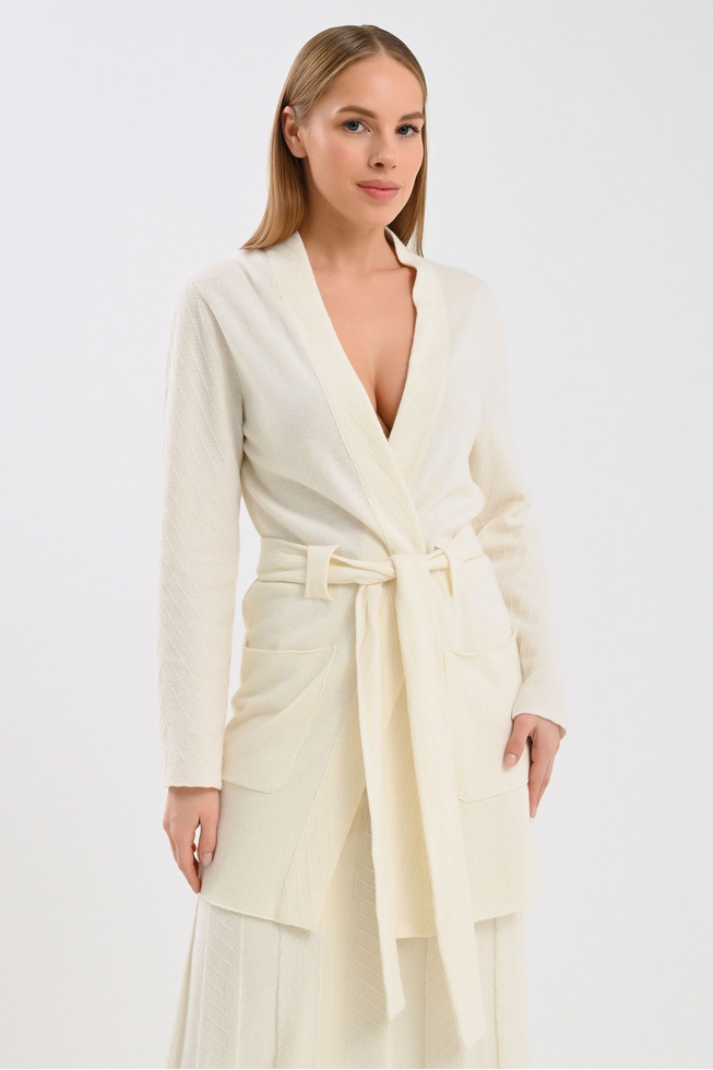 Женский кремовый кардиган  1