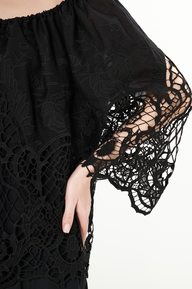 Чёрная блузка 5