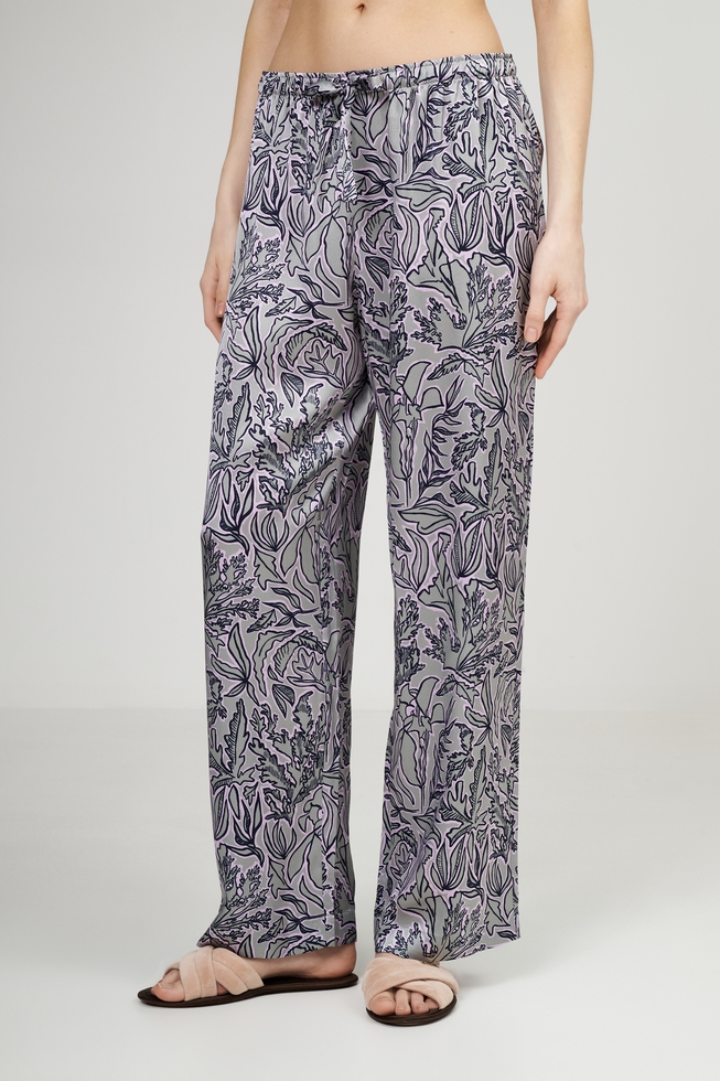 Женская шелковая пижама с брюками 6