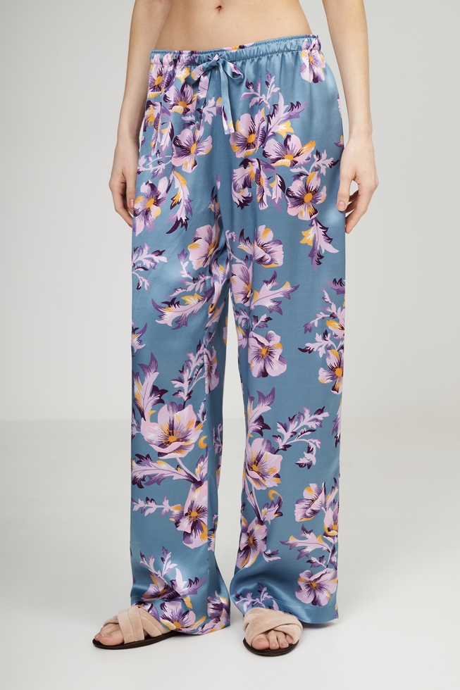 Женская шелковая пижама с брюками 6