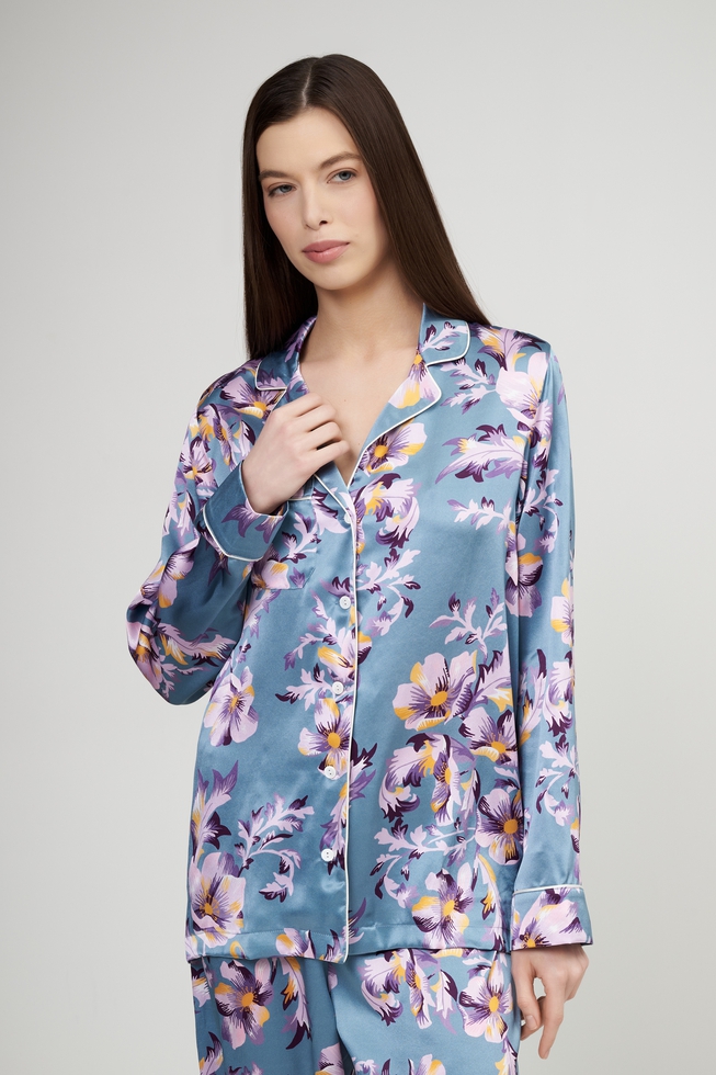 Женская шелковая пижама с брюками 3