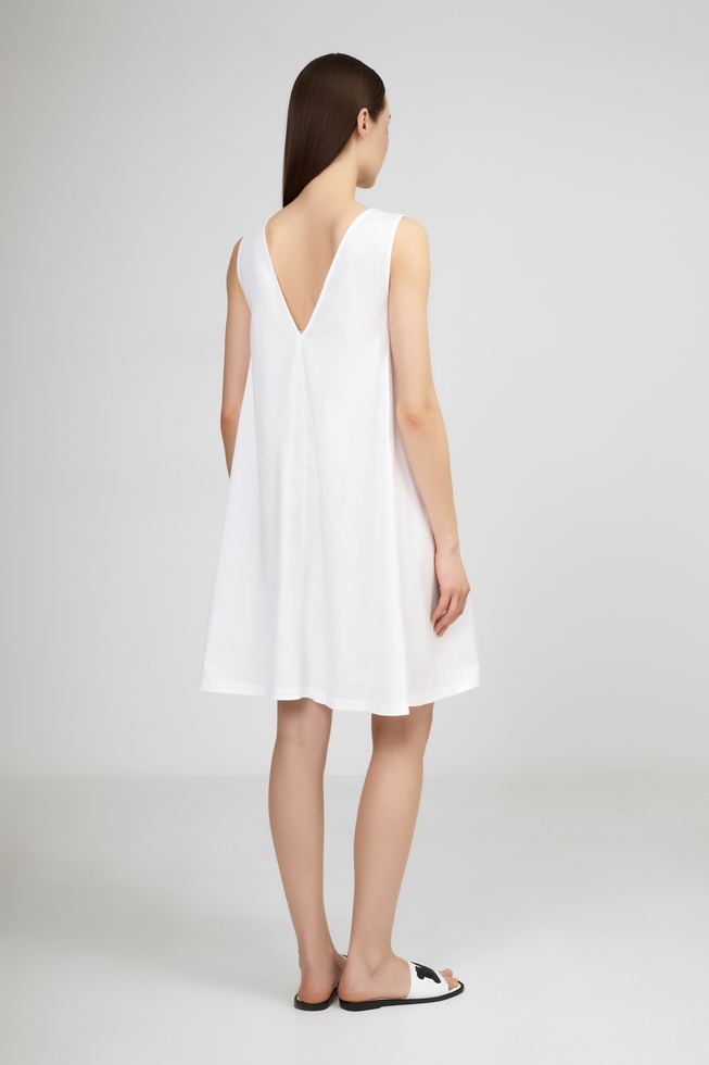 Белое короткое платье  2