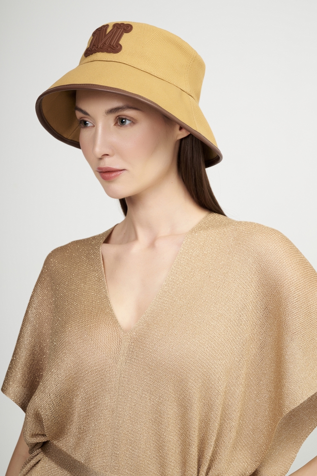 Женская коричневая шляпа 4