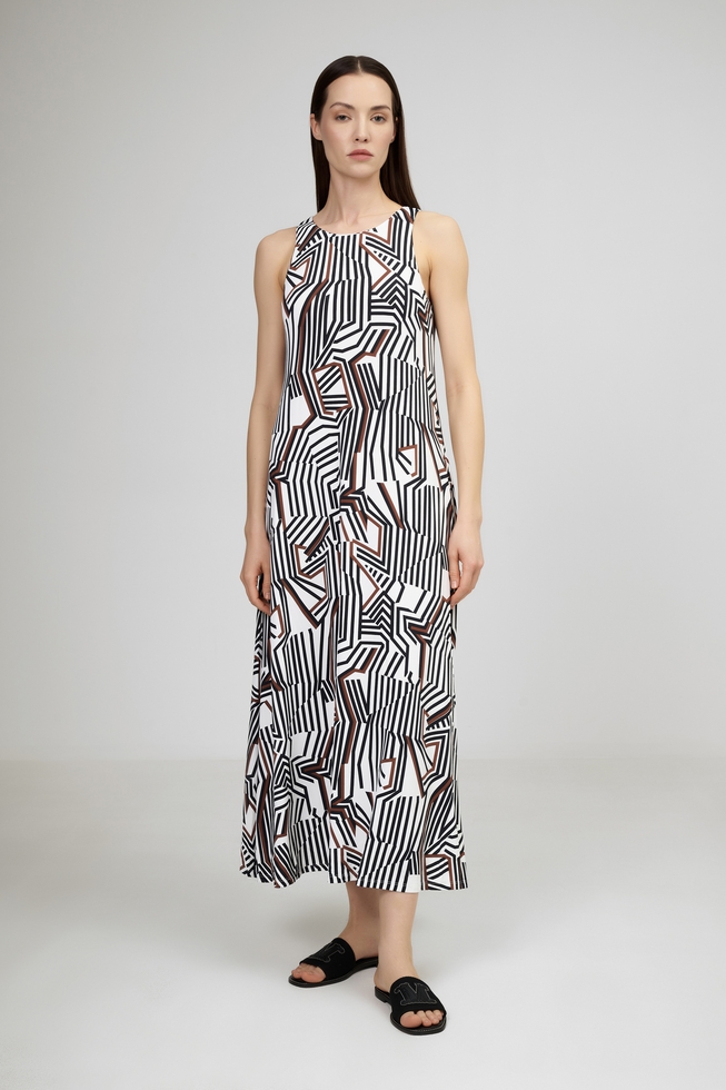 Длинное платье без рукавов 1