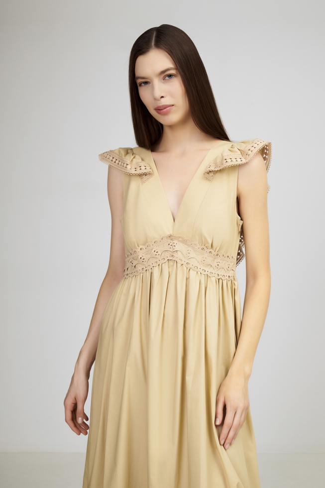 Длинное бежевое платье  3