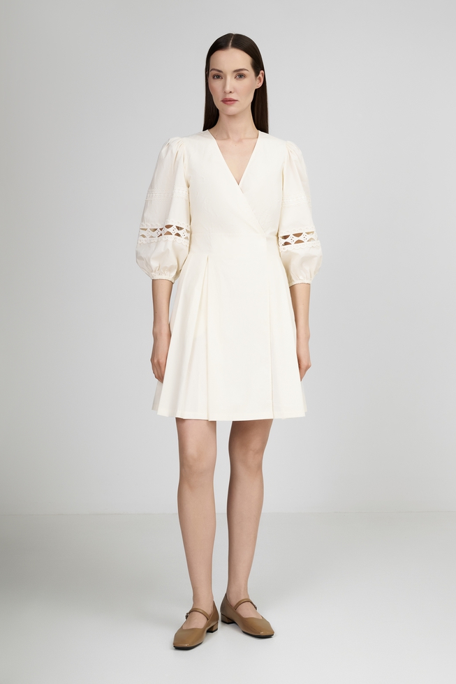 Ванильное короткое платье  3