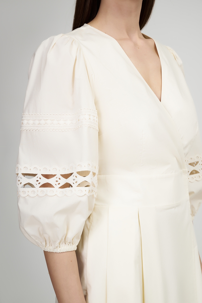 Ванильное короткое платье  4