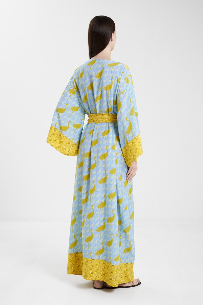 Женский шелковый длинный халат 2