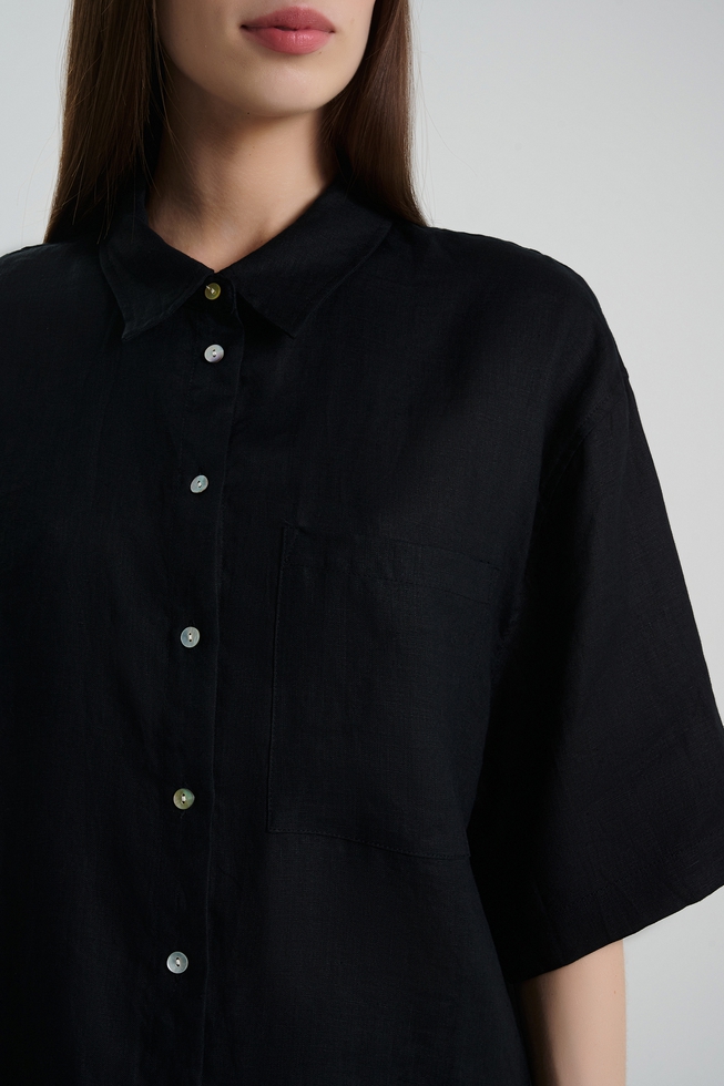 Льняная черная блузка с коротким рукавом 4