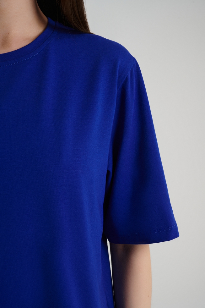 Женская синяя футболка из хлопка 4