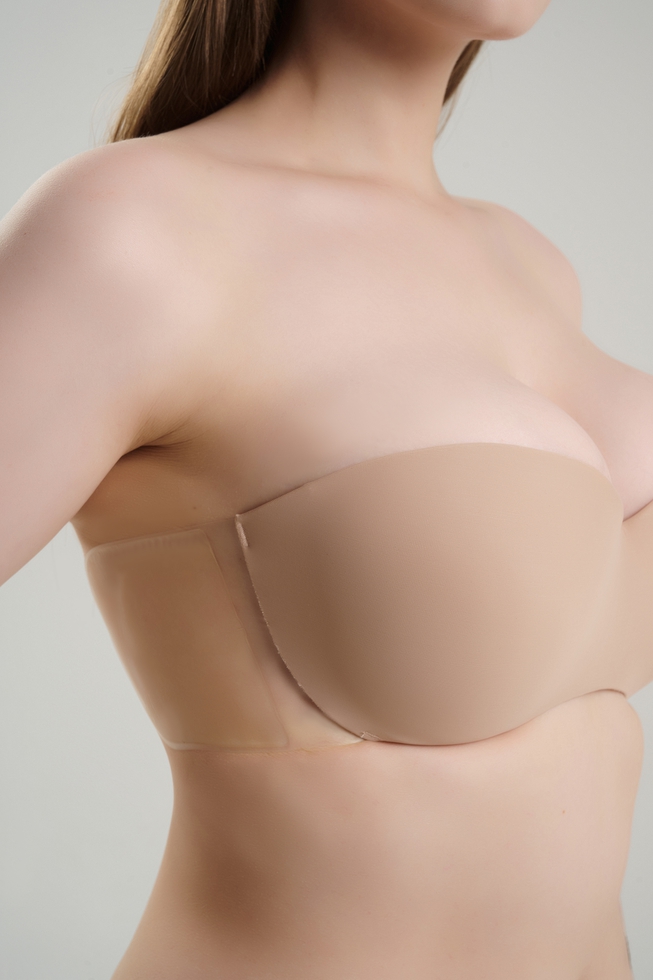  Адгезивный бюстгальтер  5