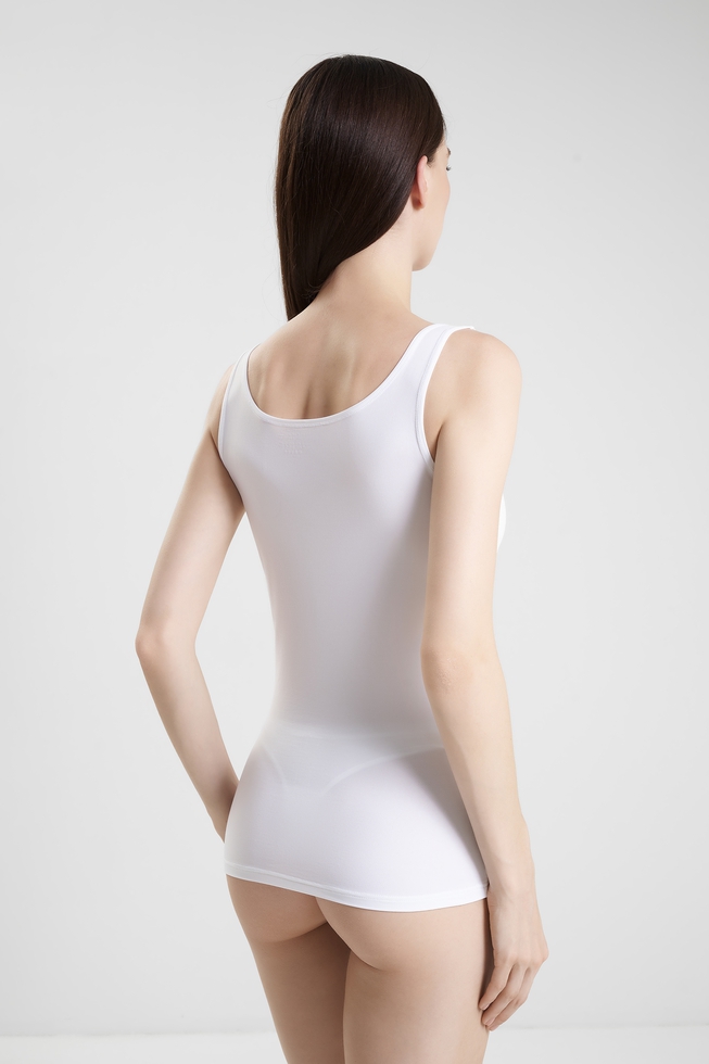 Женский белый топ 2