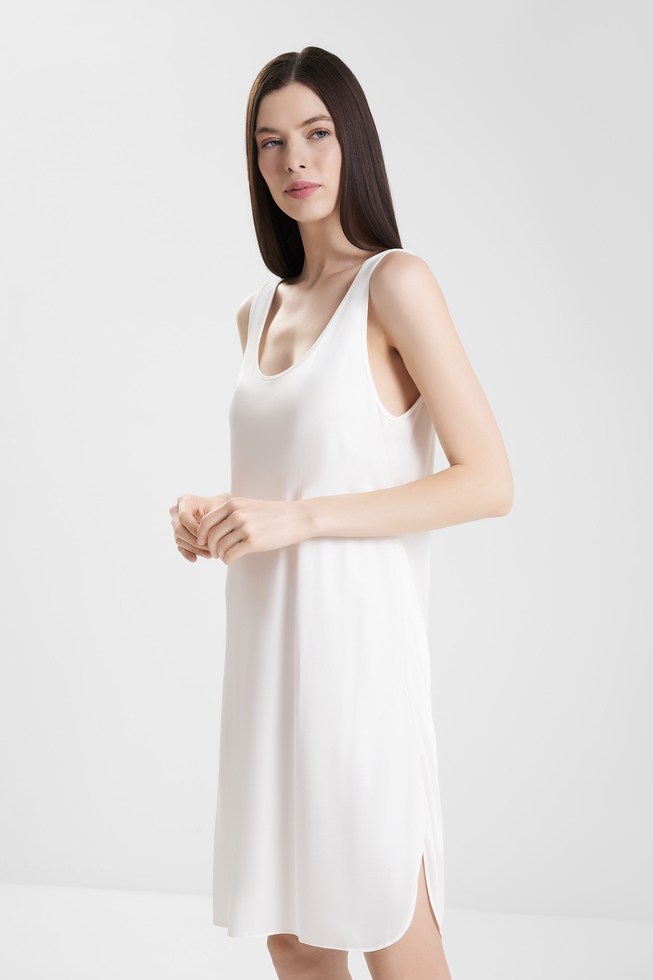 Женская белая домашняя сорочка 3