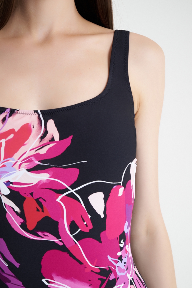 Слитный купальник 4