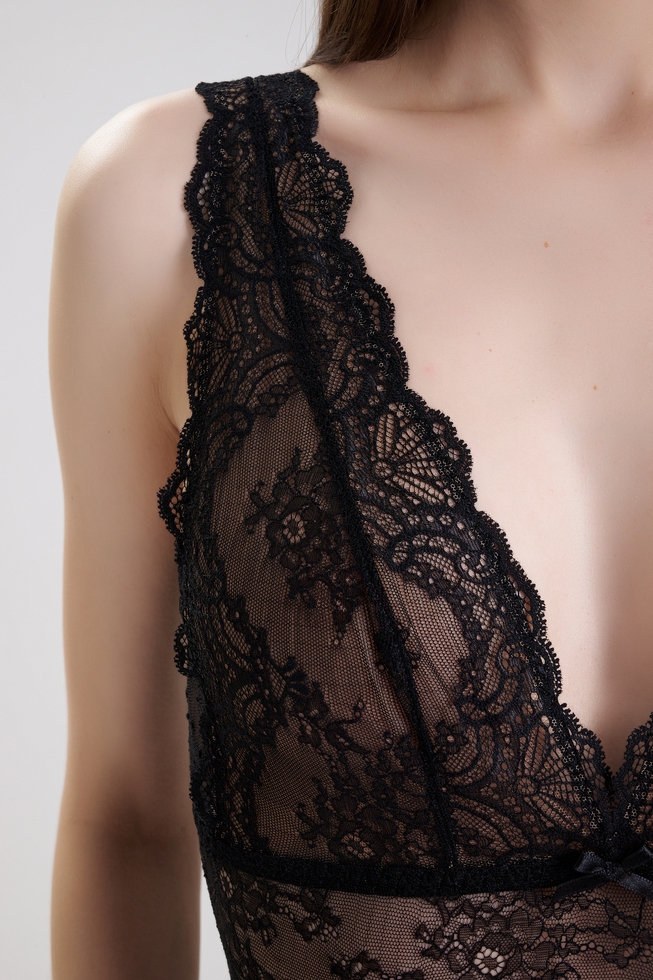  Кружевное боди с мягкой чашкой без косточек  4
