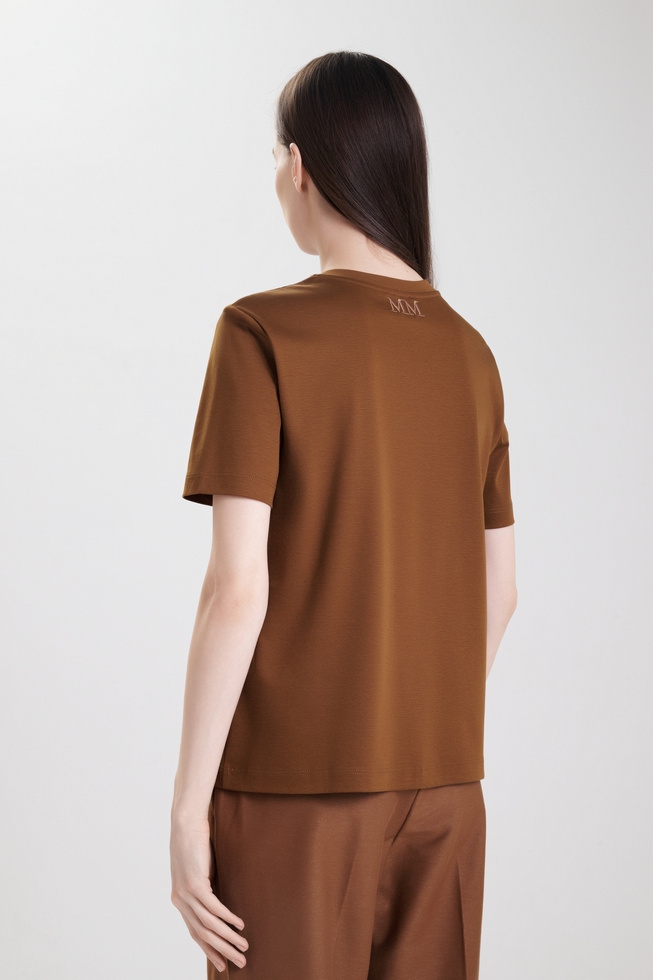  Женская футболка с вышивкой  2